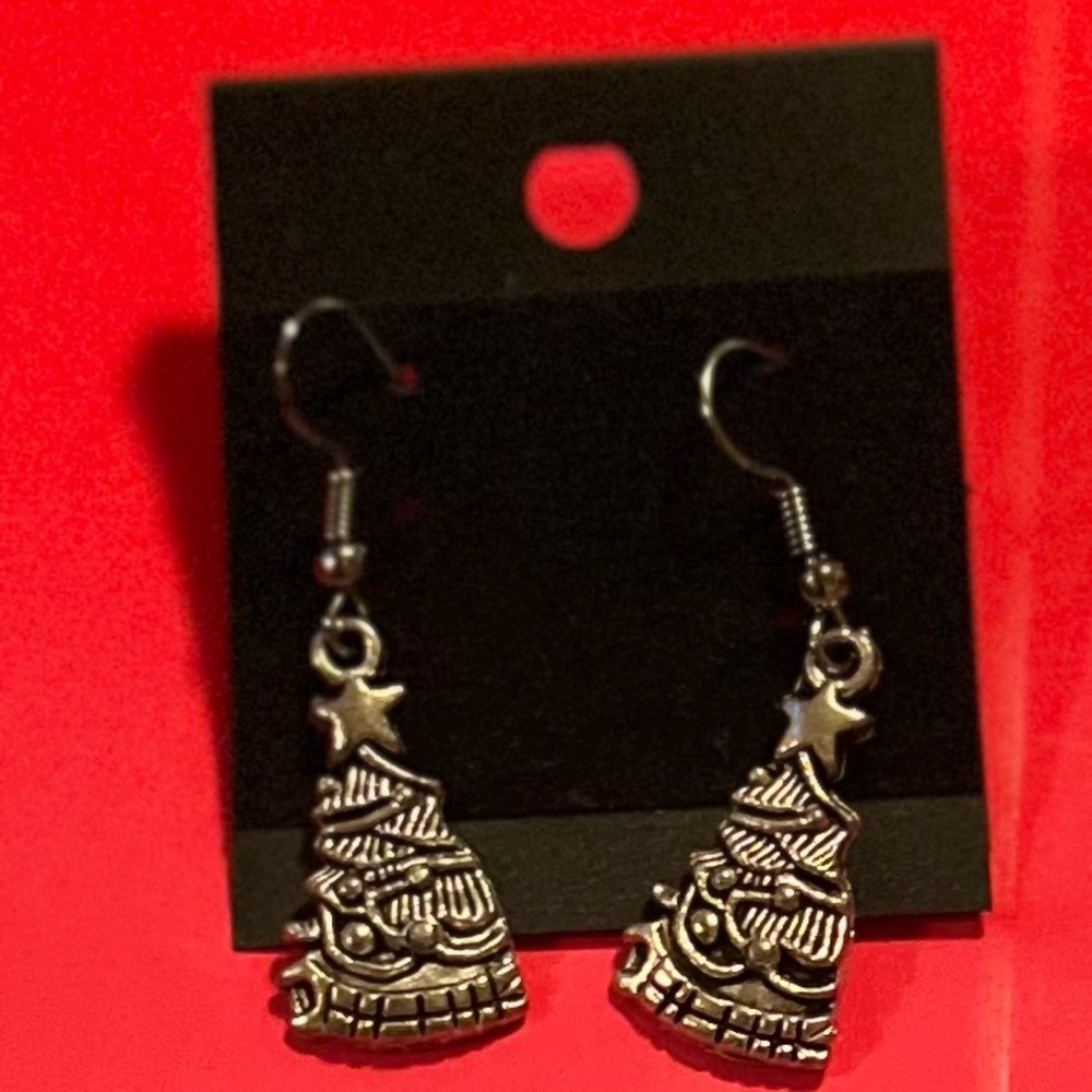 Metal Christmas Tree Earrings
